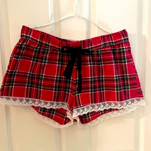 Plaid lace trimmed womens boxers - Picture 1 of 2